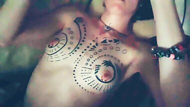 Nerdy Tattooed Teen Trans Guy in Glasses Lets you Cum on his Pierced Tits without Pausing his Game