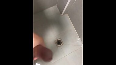 Young Bear Wanks in the Bathroom 3