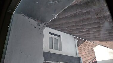 El Guarro Se Saca La Polla En El Ascensor,Sube Al Camarote Vecinal,Se Corre Espiando Una Ventana👀🧐