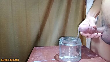 INDONESIAN DICK - Feeling Horny & instead Creating Content while Testing Sperm