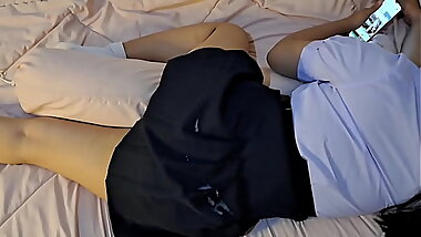 แกล้งแฟน แตกใส่กระโปรง