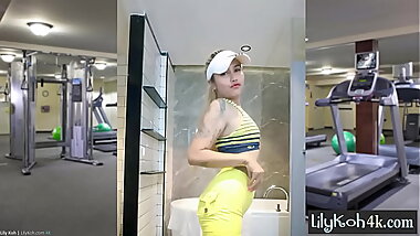 Petite Asian teen Lily Koh solo pussy fucking just for her kinky viewers