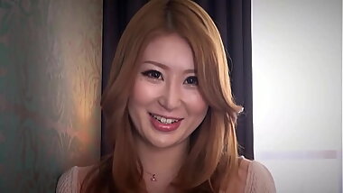 JAPANESE BABE GETS PUSSY DRILLED BY A HUGE DILDO BEFORE FUCKING COCK